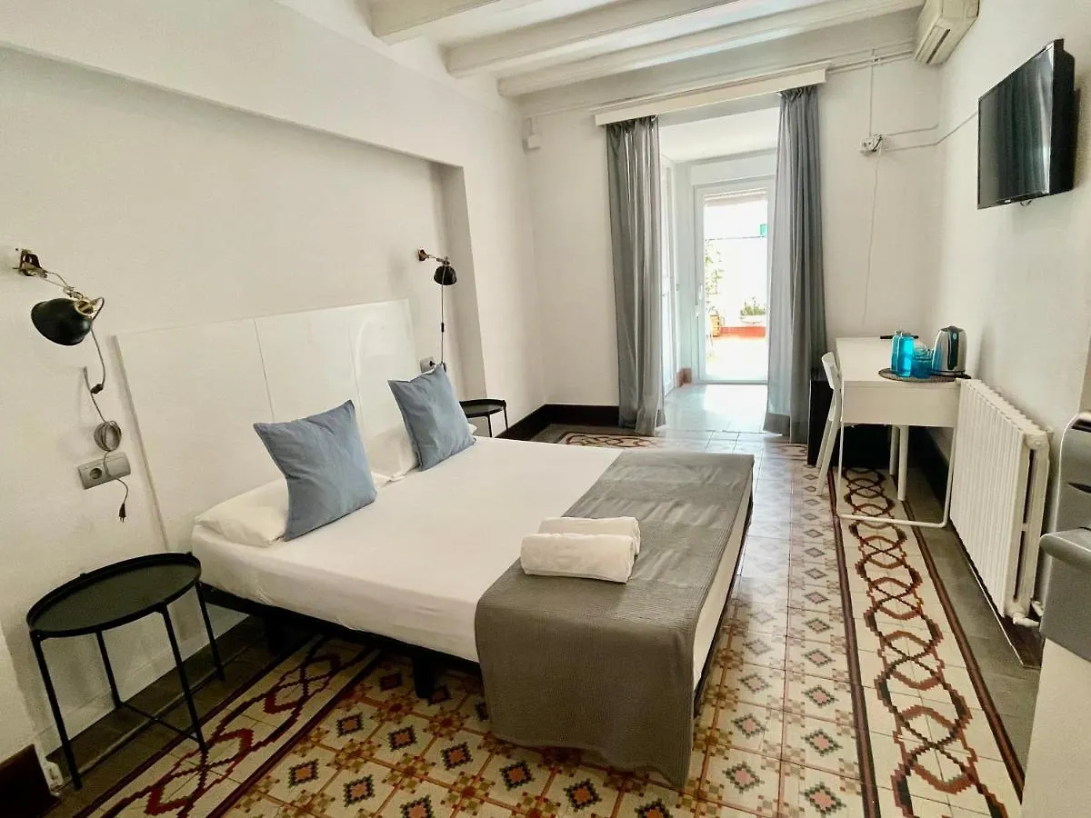 Madison Rooms Sitges 2*,