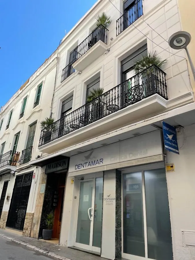 Pensión Madison Rooms Sitges