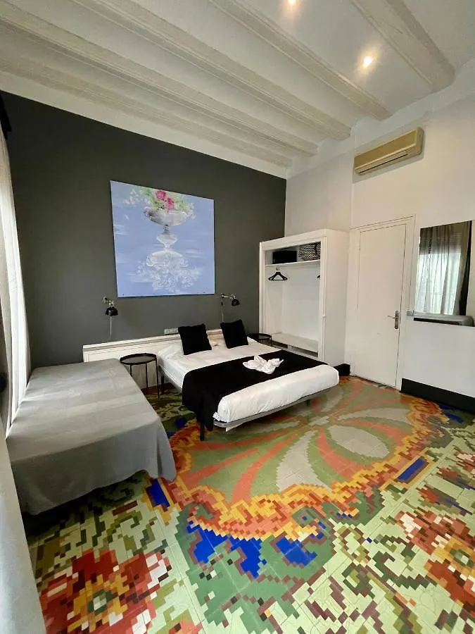 Affittacamere Madison Rooms Sitges