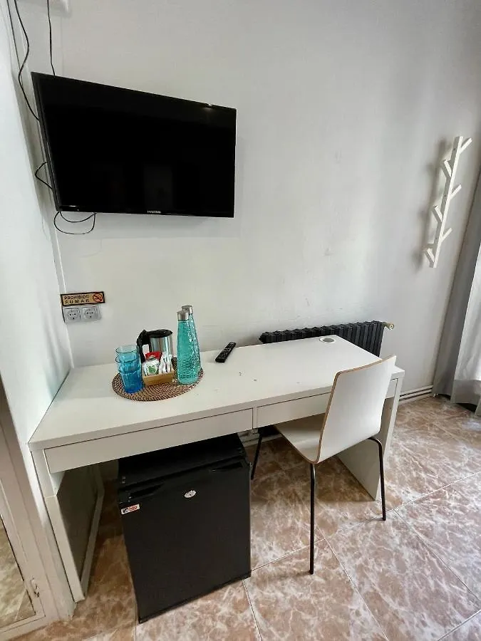 Madison Rooms Sitges Pensión